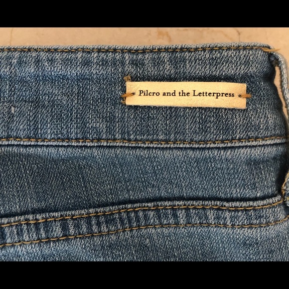 SOLD—RARE FIND! Anthropologie PILCRO floral jeans - Picture 7 of 12